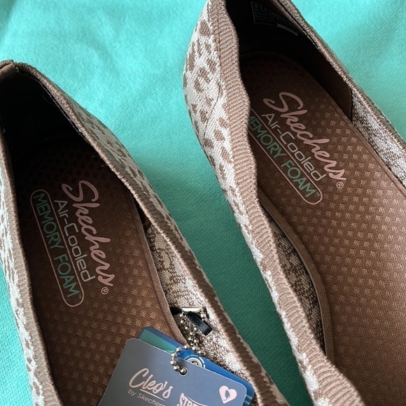 Brand New Skechers Cleo 2.0 Uninhibited Slip-On Casual Ballet Flats Mocha - Picture 5 of 16